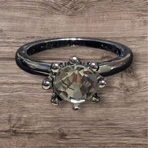 🔥2/$24 or 3/$30🔥 Elegant Silver Fashion Ring with Clear Gemstone